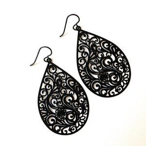 Black Filigree Dangle Earrings Hypoallergenic Niobium Wires Womens Jewelry Gifts